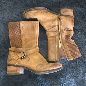 Women’s Ugg Mid Length Boots